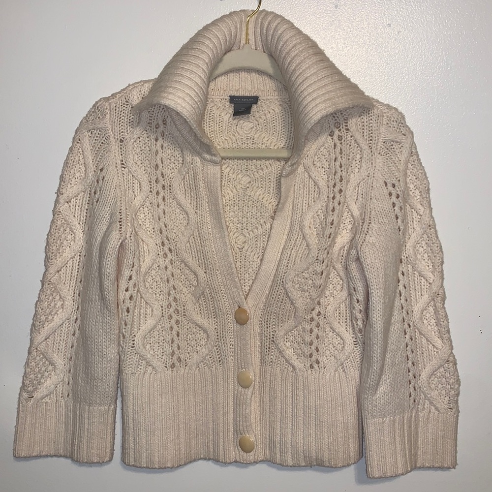 Ann Taylor merino wool 3 button oatmeal sweater cardigan